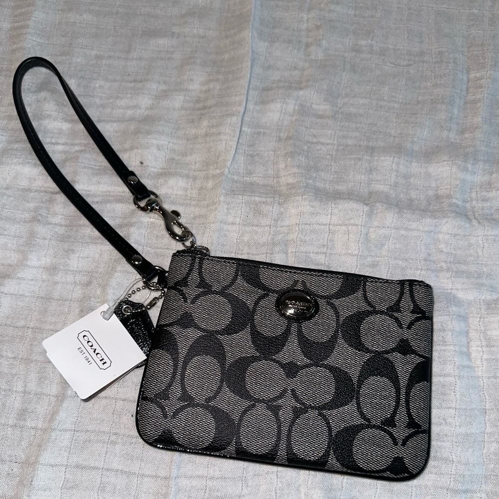 COACH small wristlet